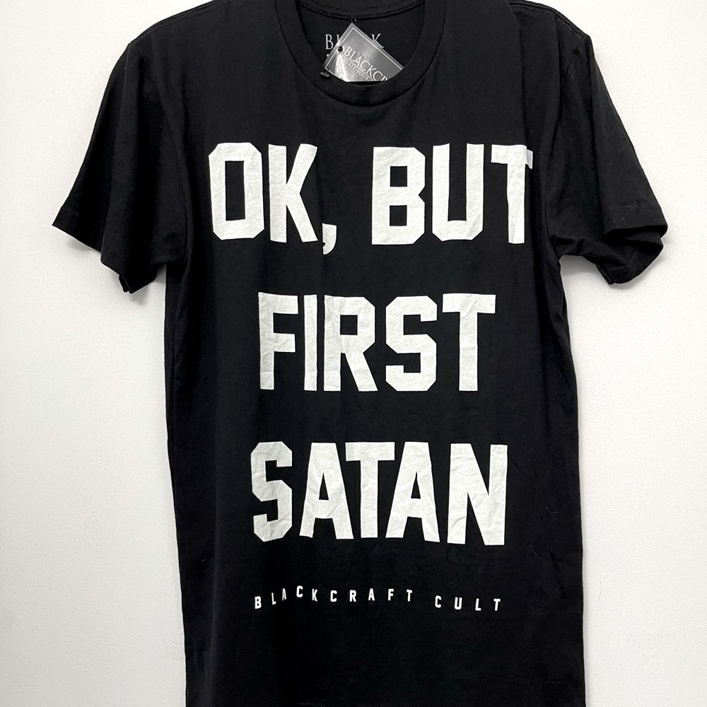 Blackcraft cult slim fit unisex T-shirt SZ Small NWT